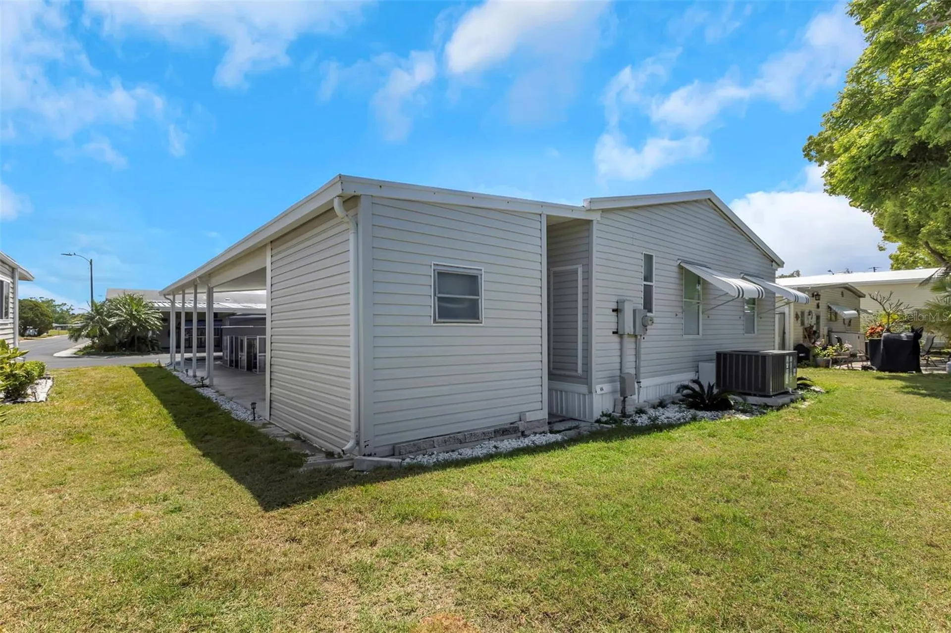 106 Thatch Palm Street W Largo FL 33770