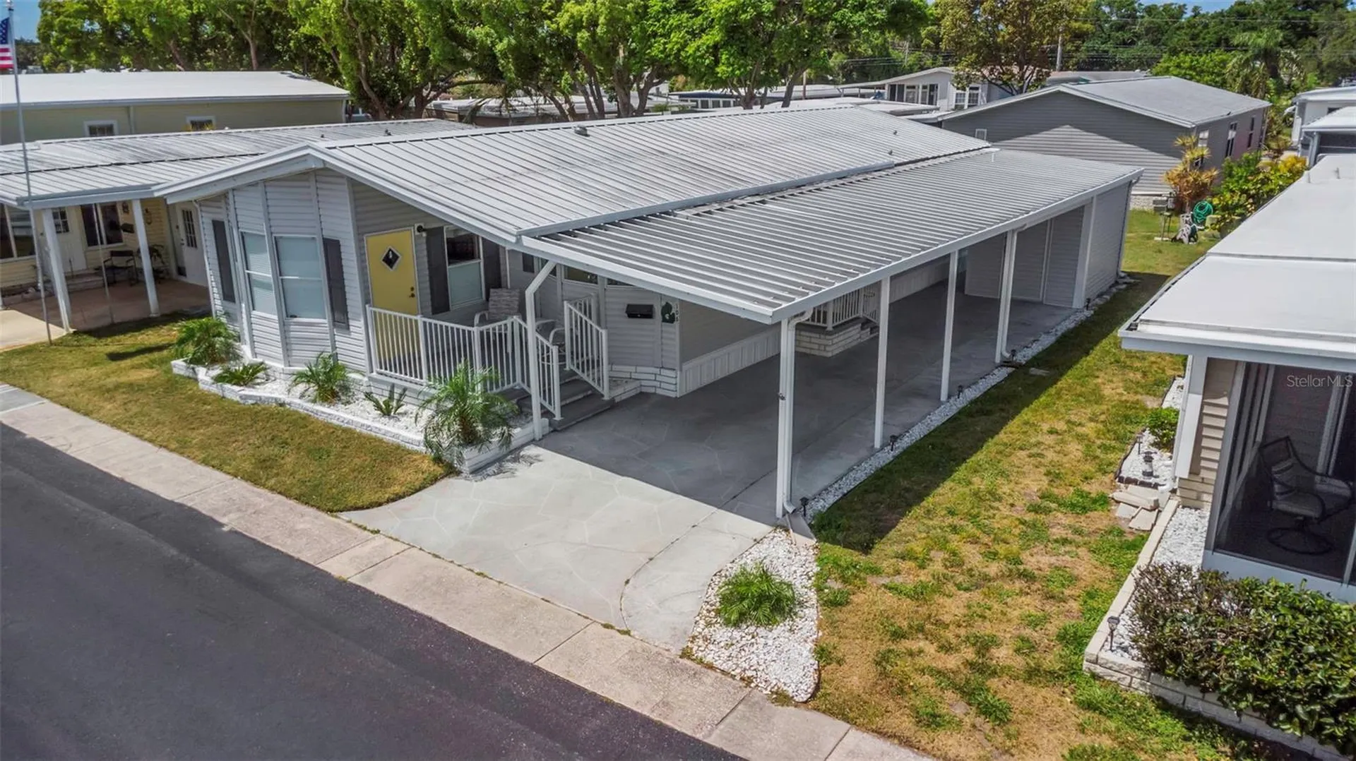106 Thatch Palm Street W Largo FL 33770