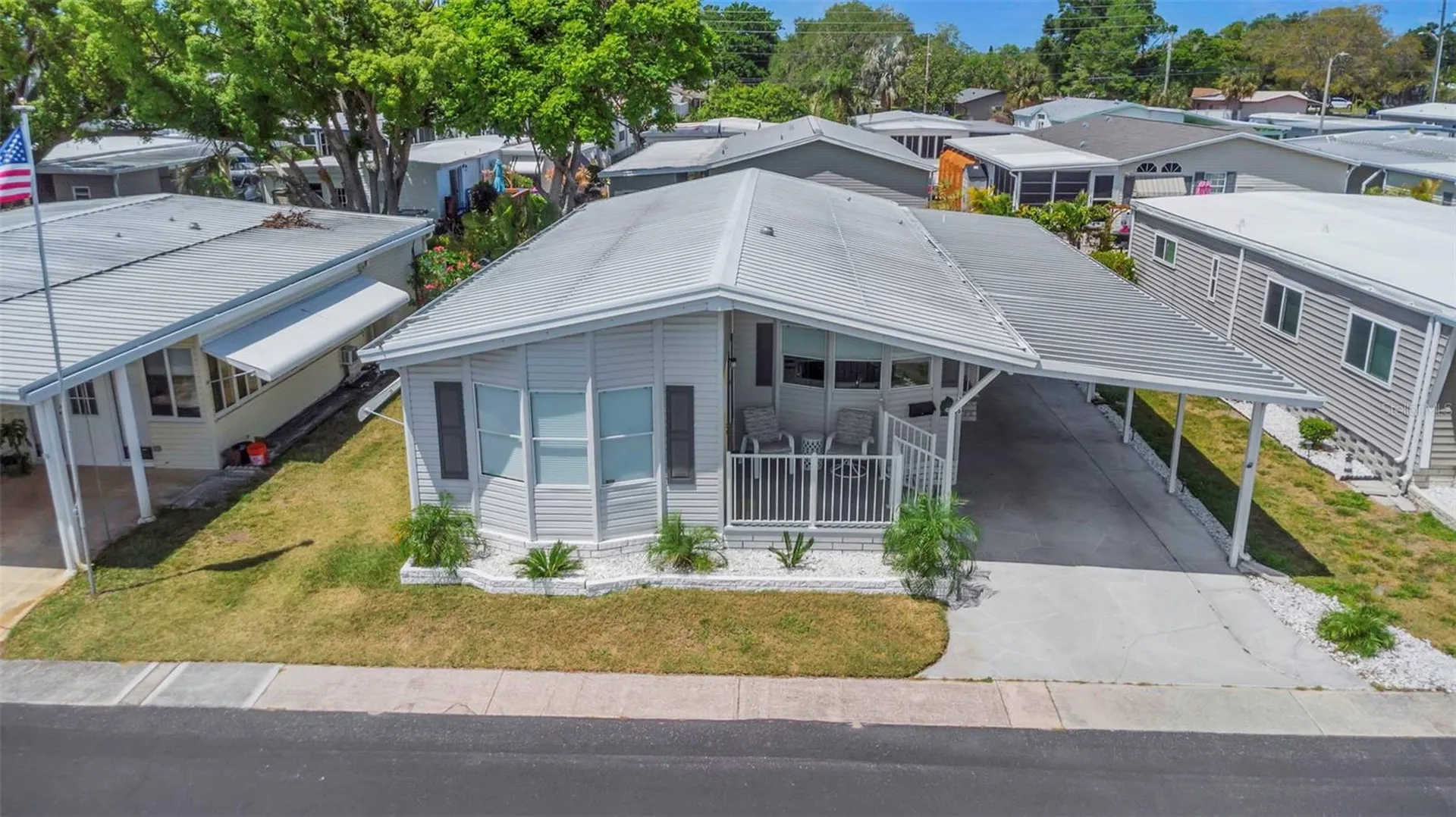106 Thatch Palm Street W Largo FL 33770