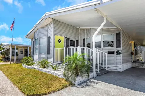 106 Thatch Palm Street W Largo FL 33770