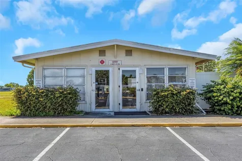 106 Thatch Palm Street W Largo FL 33770