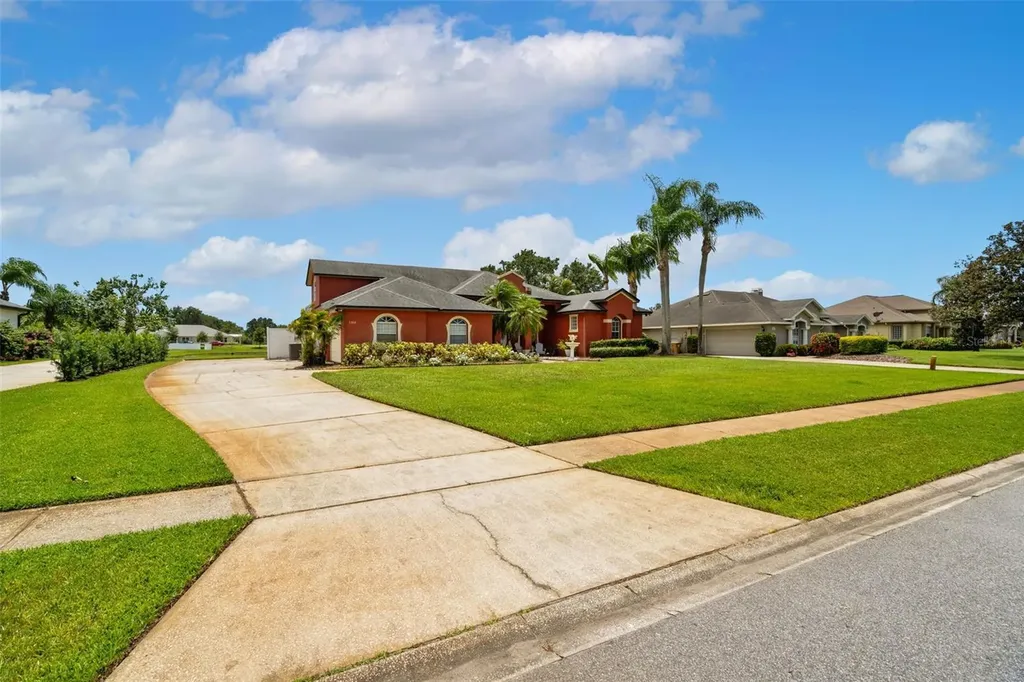 5306 Crane Hill Court St Cloud FL 34771