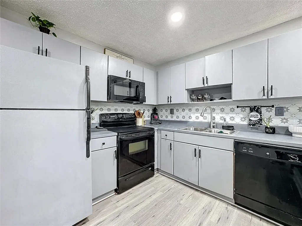 21027 Voyager Boulevard Land O Lakes FL 34638