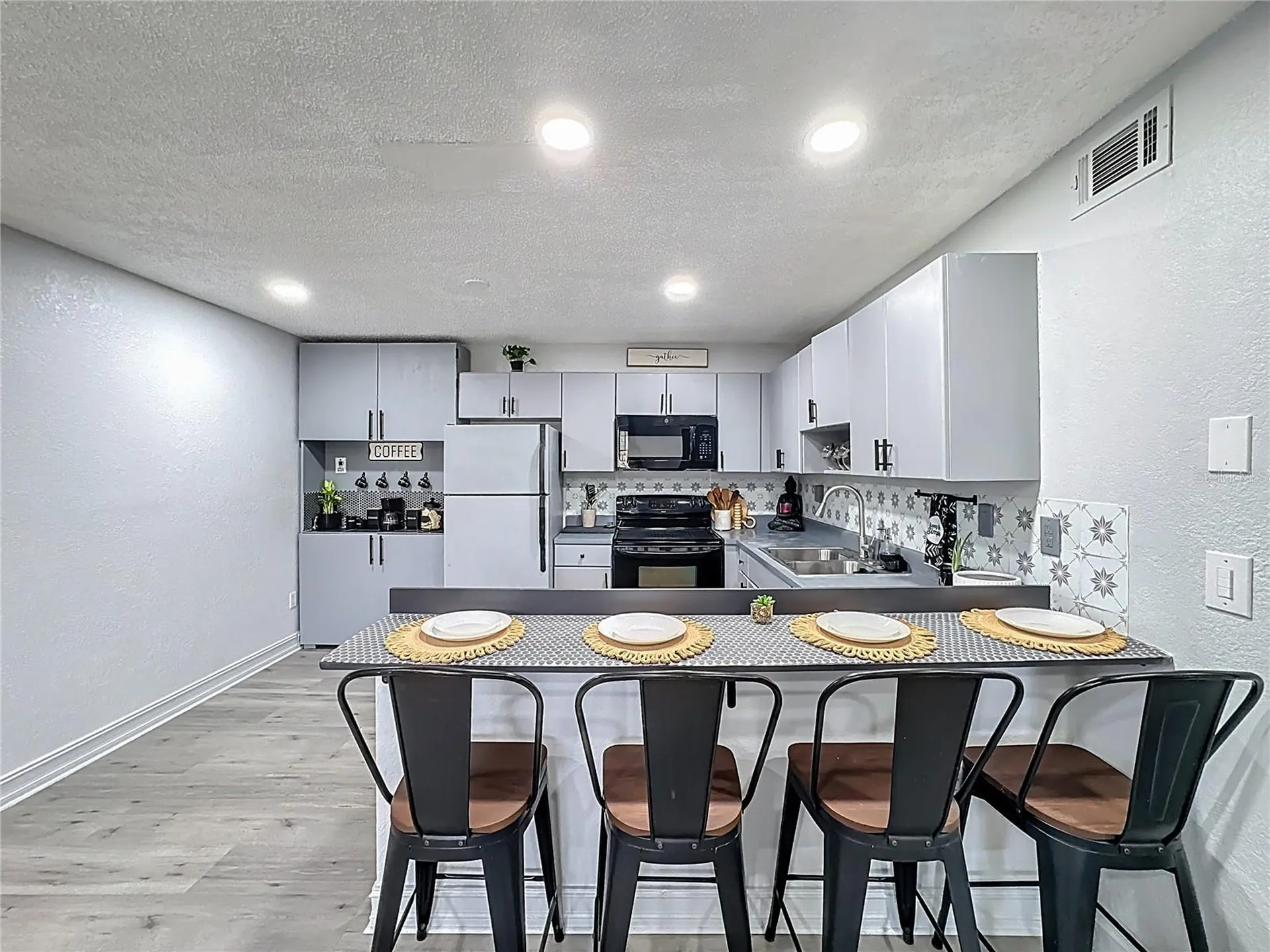 21027 Voyager Boulevard Land O Lakes FL 34638
