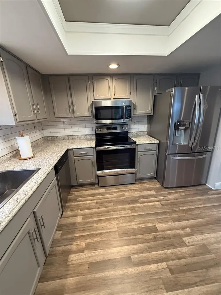 1200 Abbey Crescent Lane Clearwater FL 33759