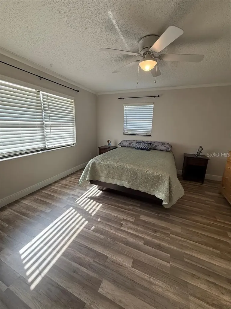 1200 Abbey Crescent Lane Clearwater FL 33759
