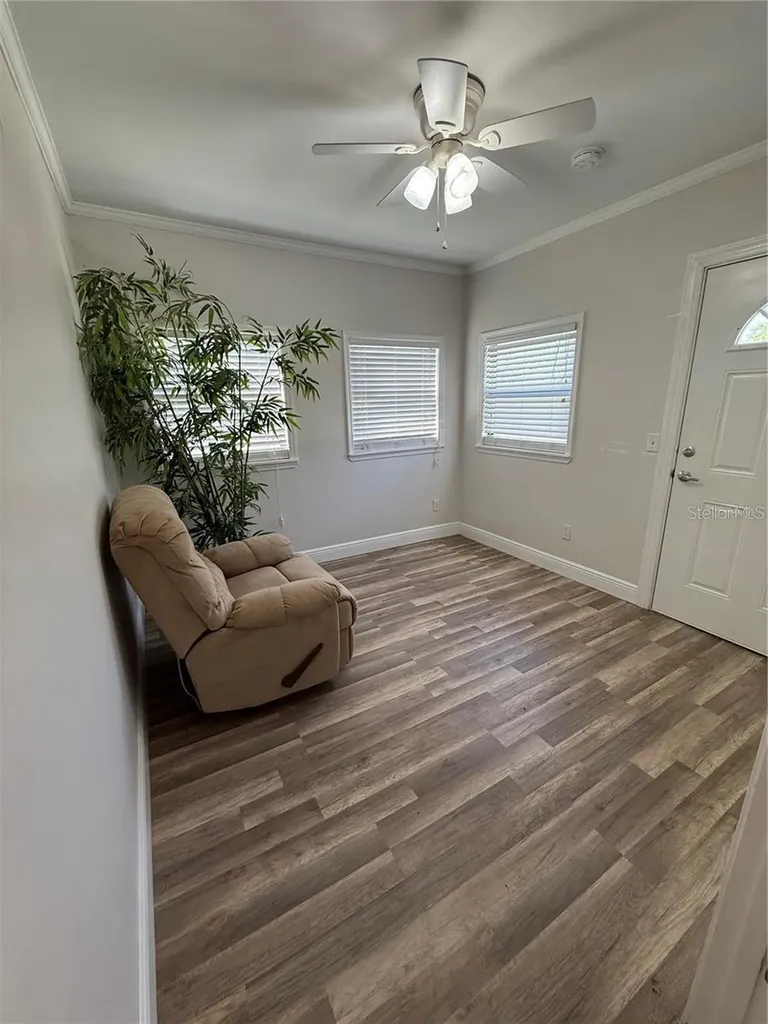 1200 Abbey Crescent Lane Clearwater FL 33759