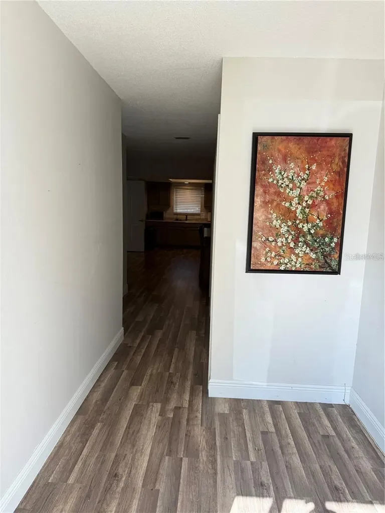 1200 Abbey Crescent Lane Clearwater FL 33759