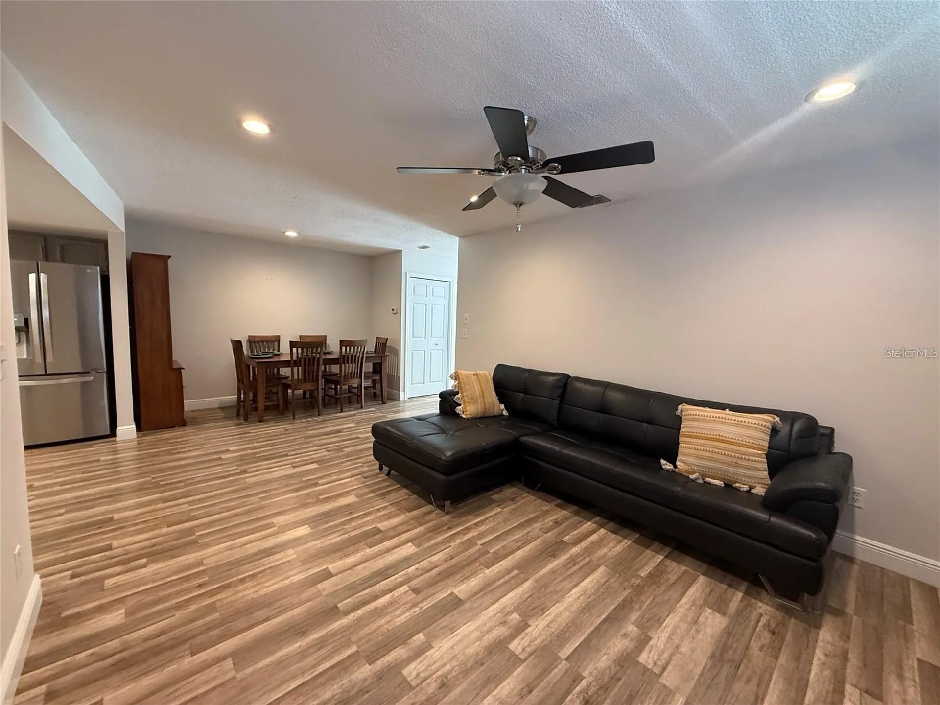 1200 Abbey Crescent Lane Clearwater FL 33759