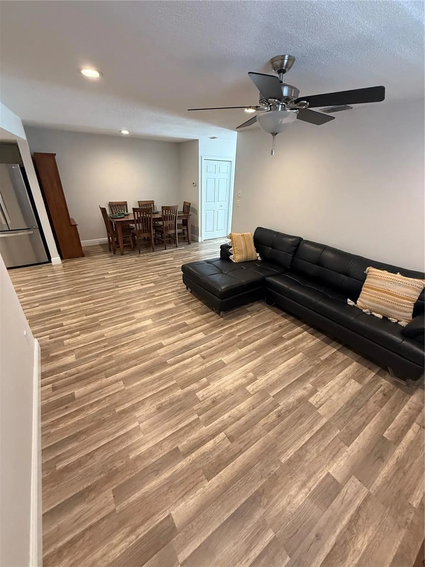 1200 Abbey Crescent Lane Clearwater FL 33759