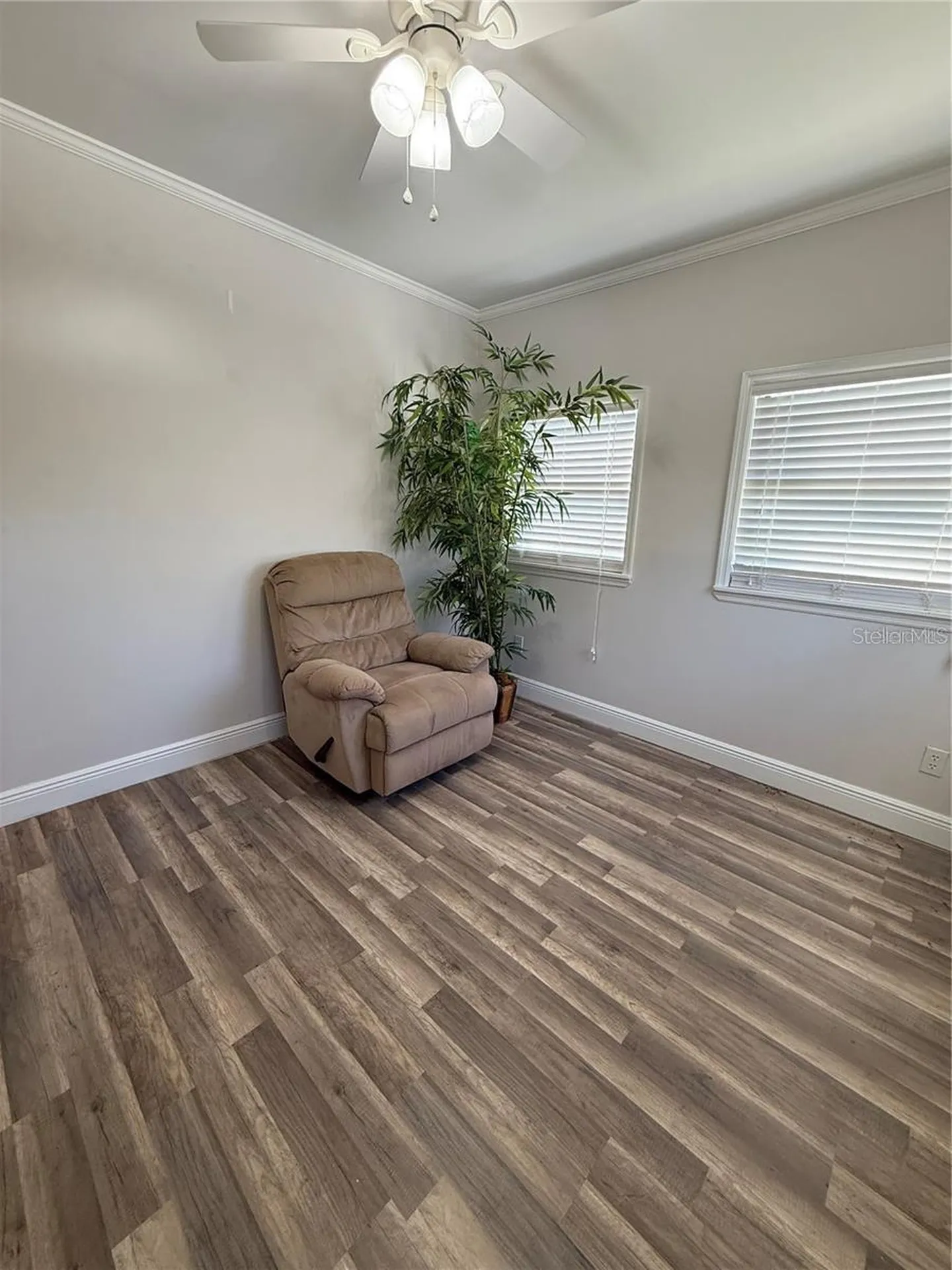 1200 Abbey Crescent Lane Clearwater FL 33759