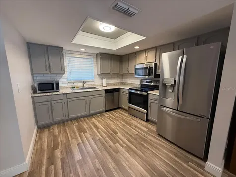 1200 Abbey Crescent Lane Clearwater FL 33759