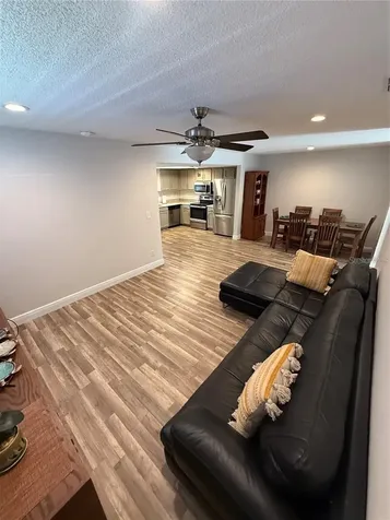 1200 Abbey Crescent Lane Clearwater FL 33759