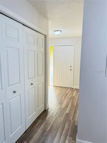 1200 Abbey Crescent Lane Clearwater FL 33759