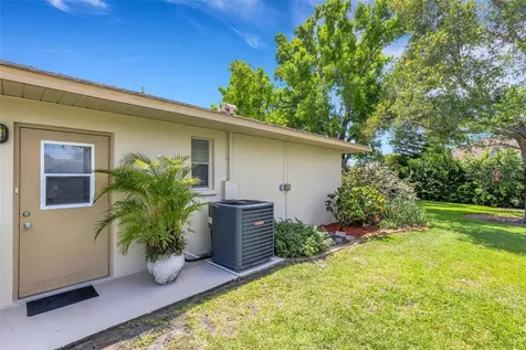 1518 70th Street W Bradenton FL 34209