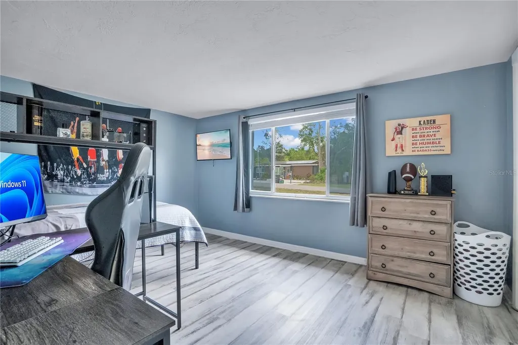 391 N Walton Avenue Tarpon Springs FL 34689