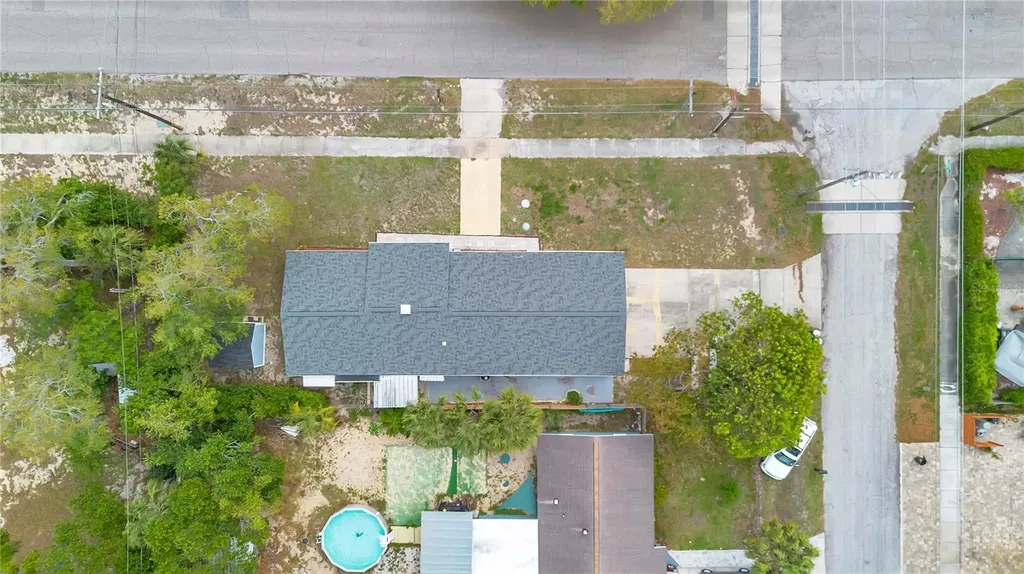 391 N Walton Avenue Tarpon Springs FL 34689
