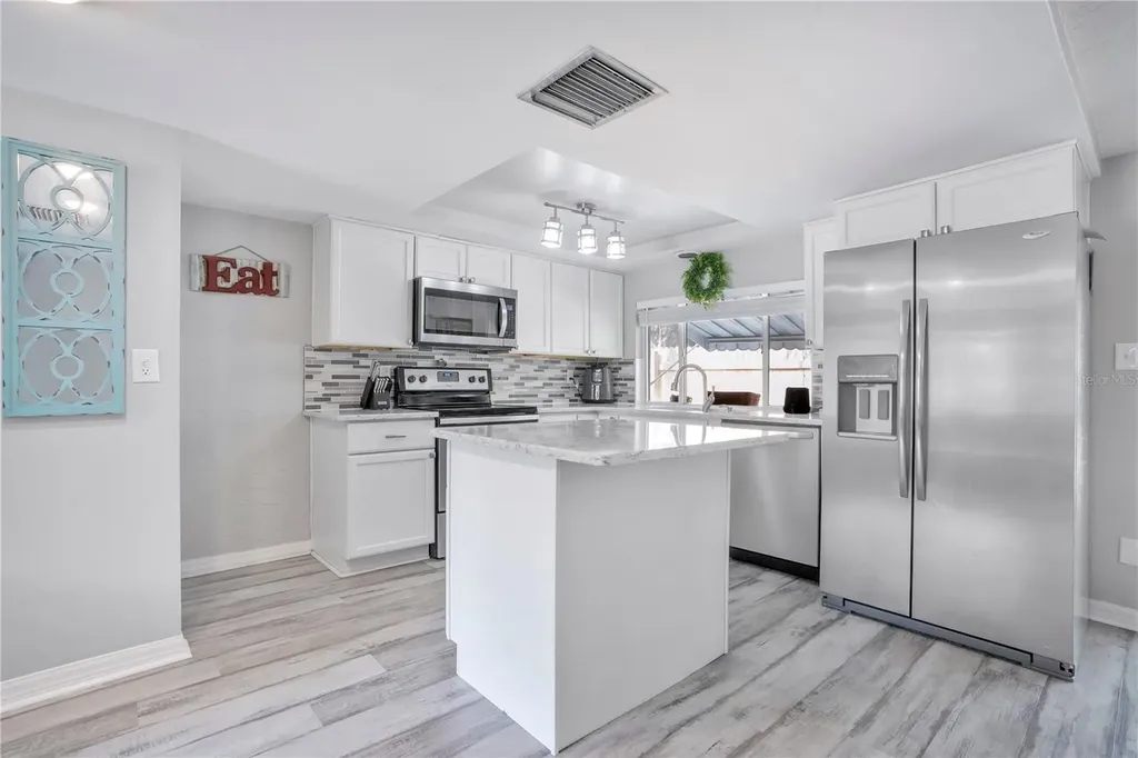 391 N Walton Avenue Tarpon Springs FL 34689