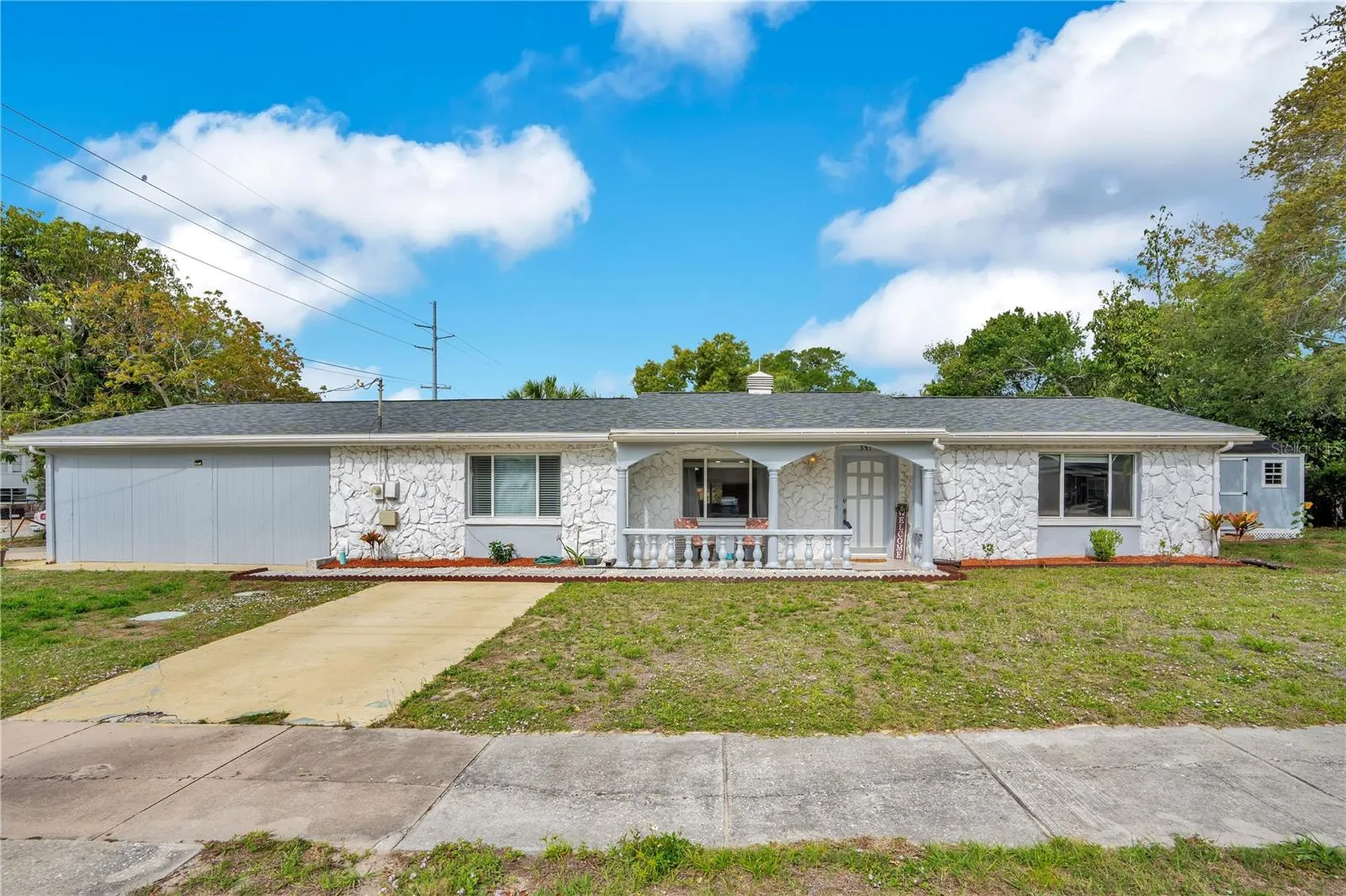 391 N Walton Avenue Tarpon Springs FL 34689