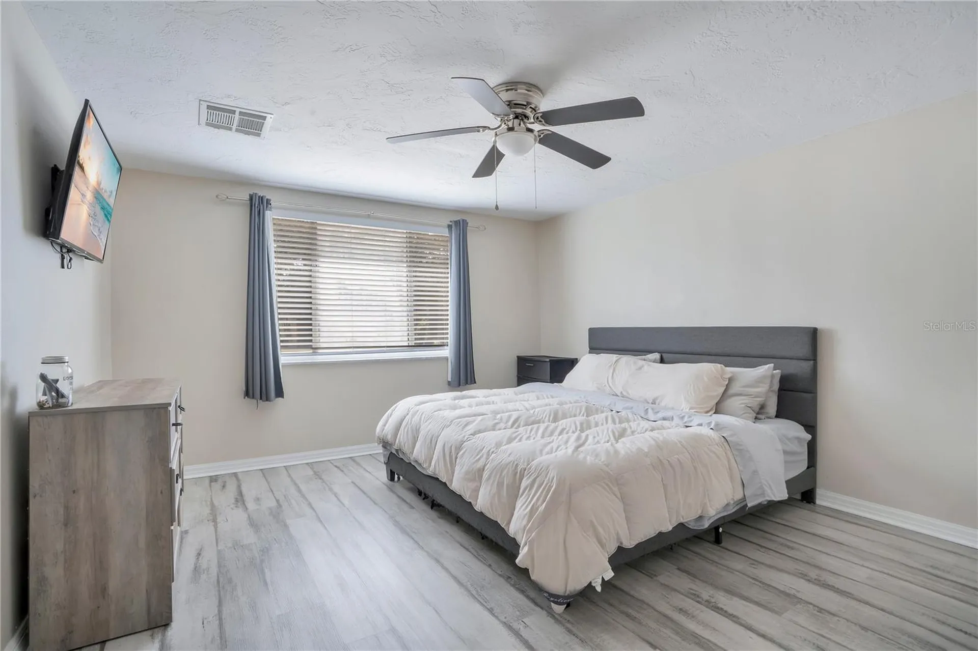 391 N Walton Avenue Tarpon Springs FL 34689