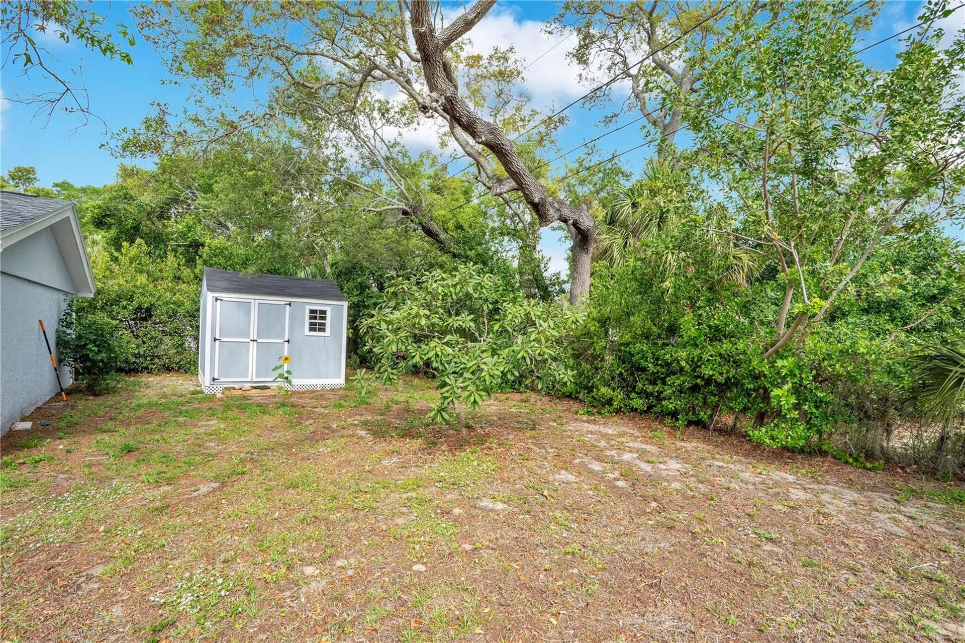 391 N Walton Avenue Tarpon Springs FL 34689