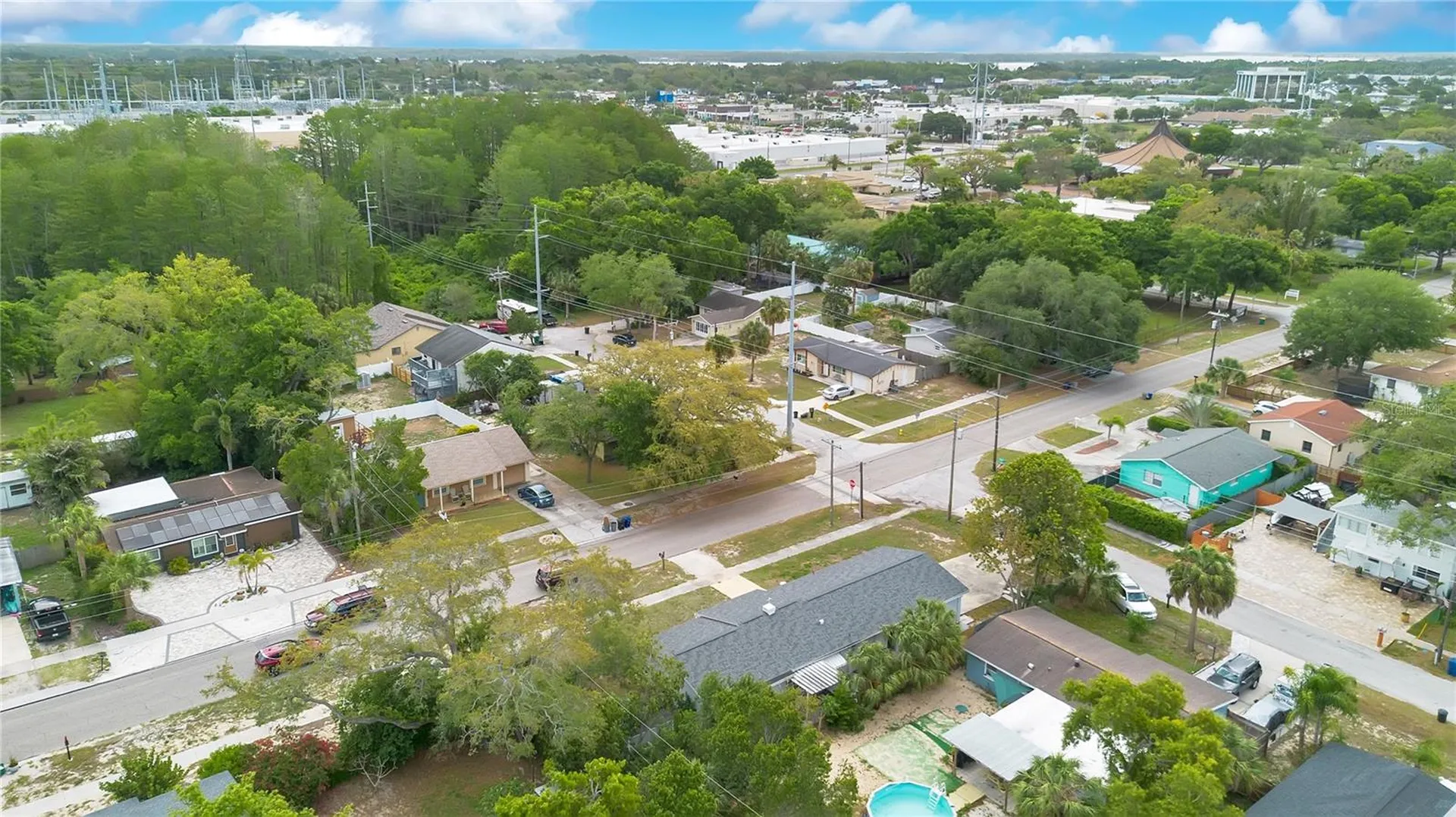 391 N Walton Avenue Tarpon Springs FL 34689