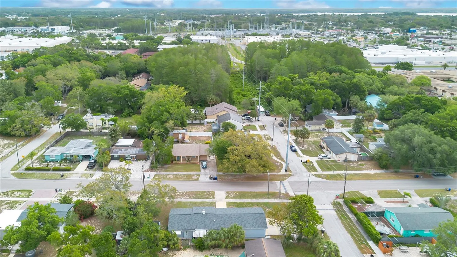 391 N Walton Avenue Tarpon Springs FL 34689