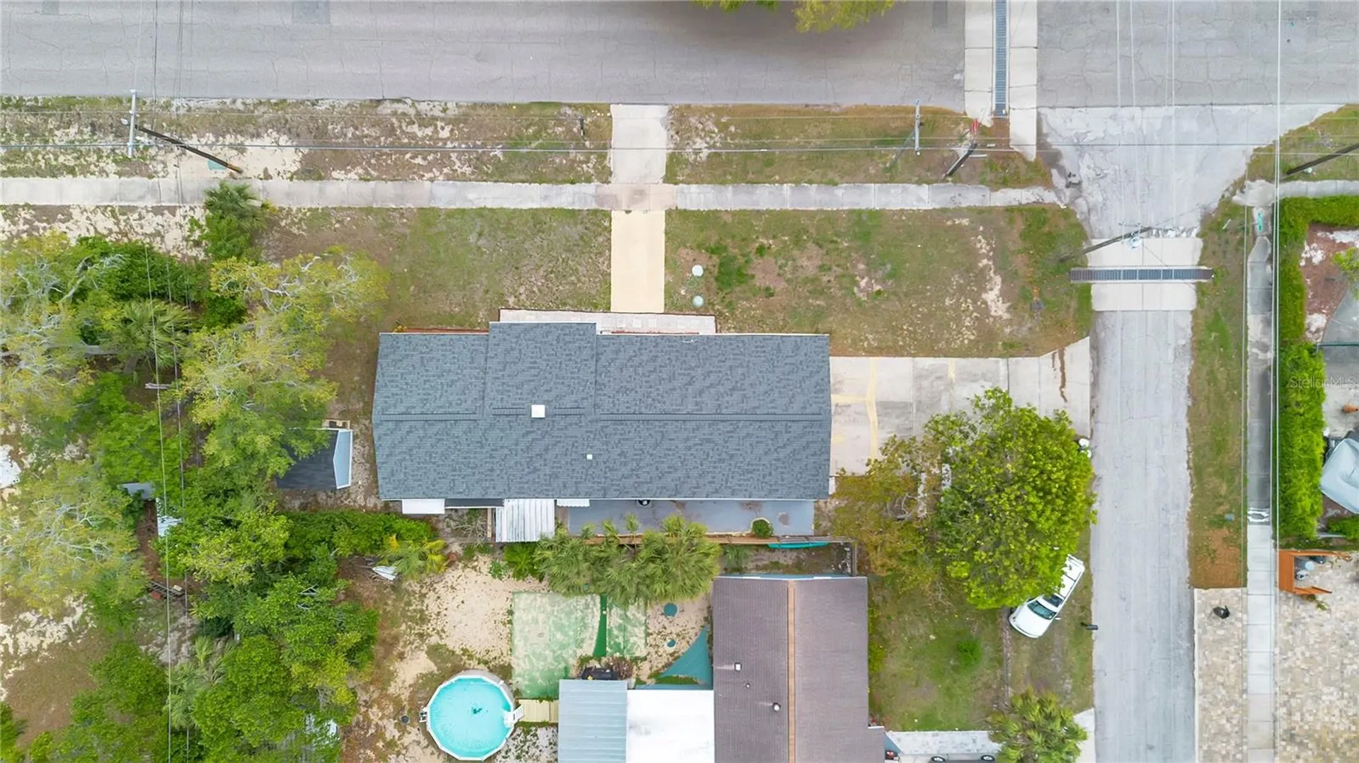 391 N Walton Avenue Tarpon Springs FL 34689
