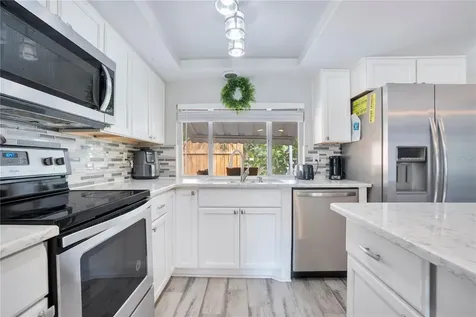391 N Walton Avenue Tarpon Springs FL 34689