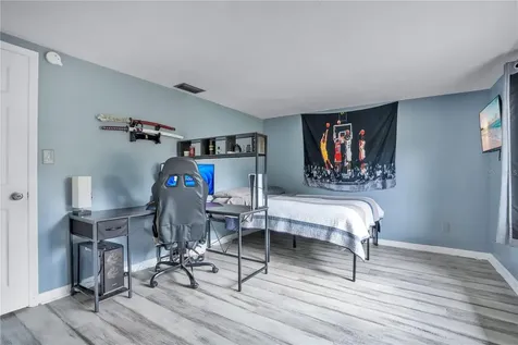 391 N Walton Avenue Tarpon Springs FL 34689
