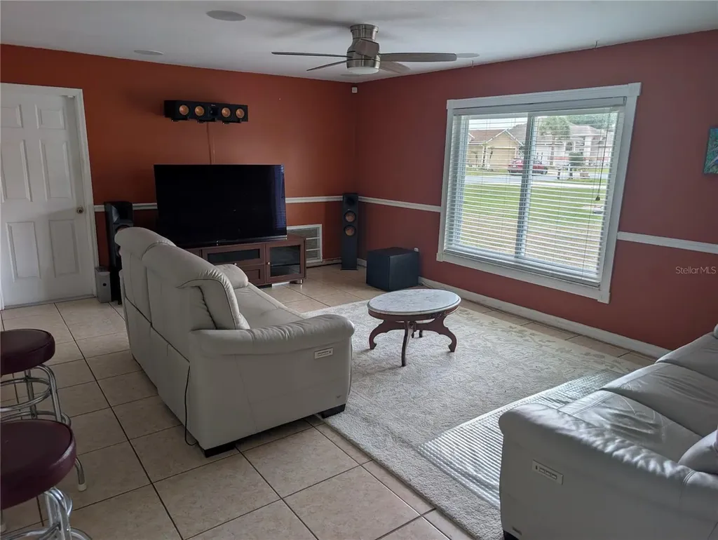 858 Mendoza Drive Kissimmee FL 34758