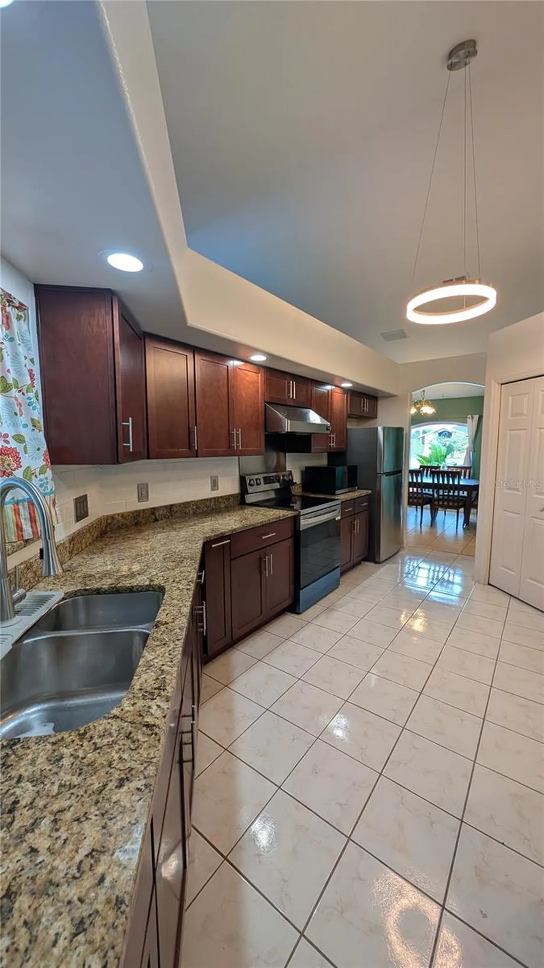 858 Mendoza Drive Kissimmee FL 34758