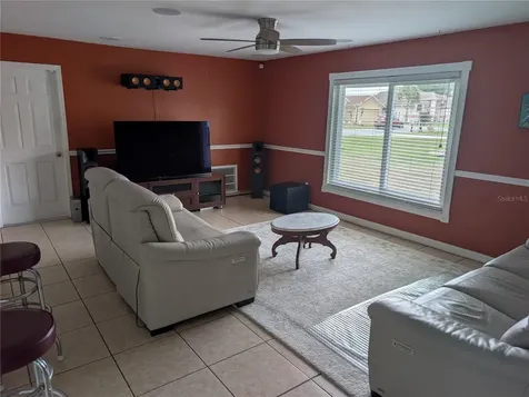 858 Mendoza Drive Kissimmee FL 34758