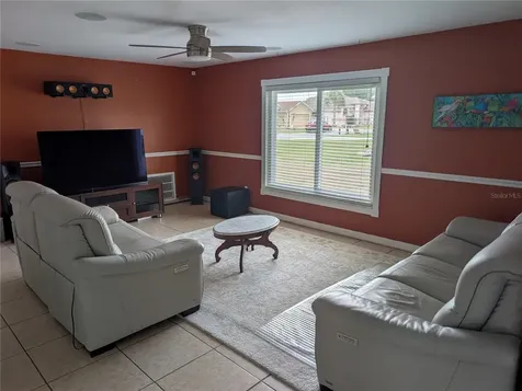 858 Mendoza Drive Kissimmee FL 34758