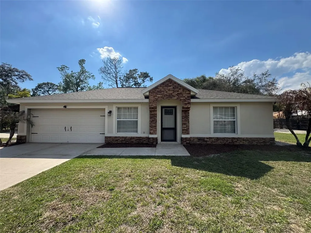 40751 W 4th Avenue Umatilla FL 32784