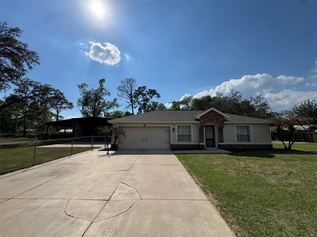 40751 W 4th Avenue Umatilla FL 32784