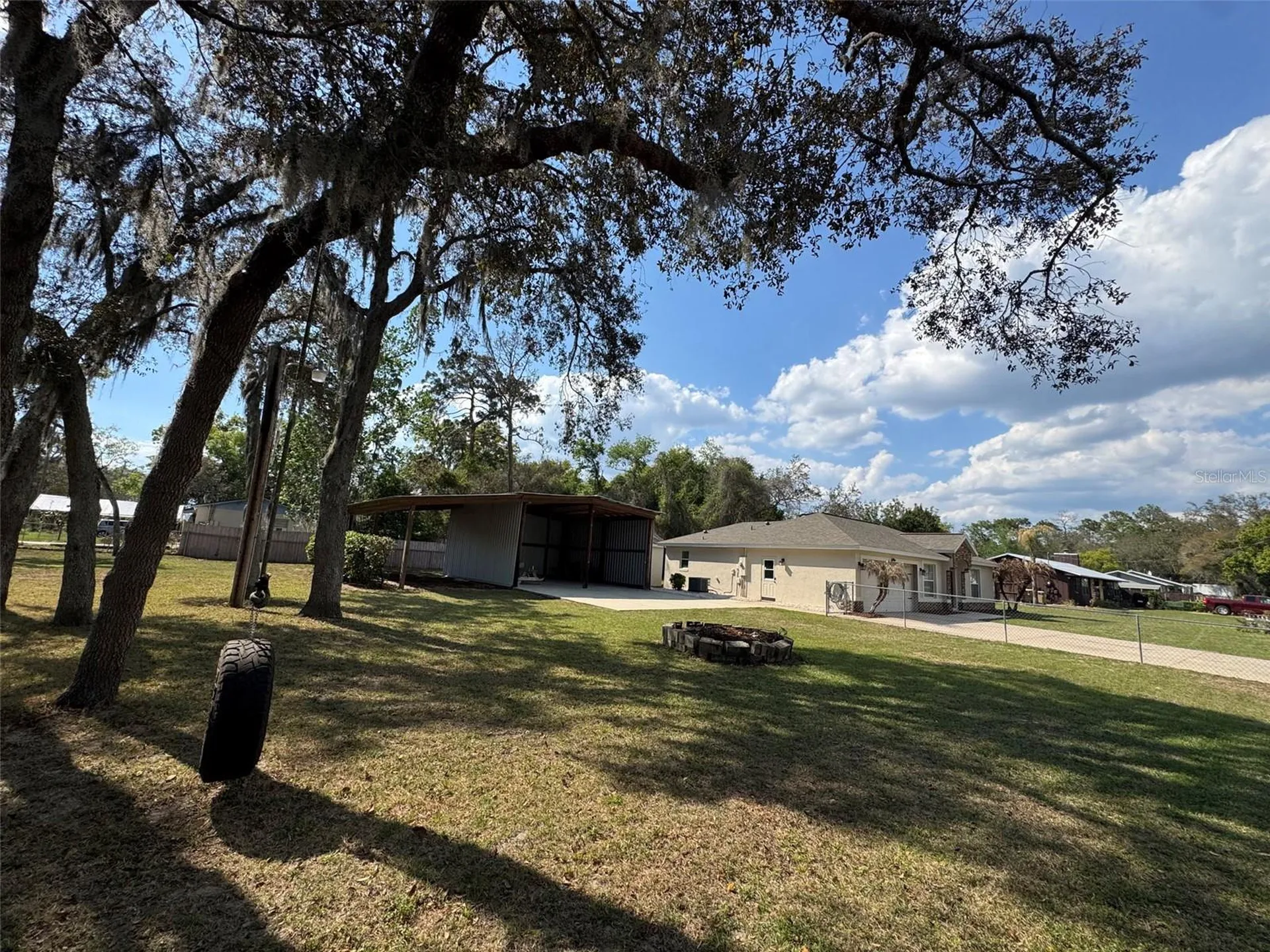 40751 W 4th Avenue Umatilla FL 32784