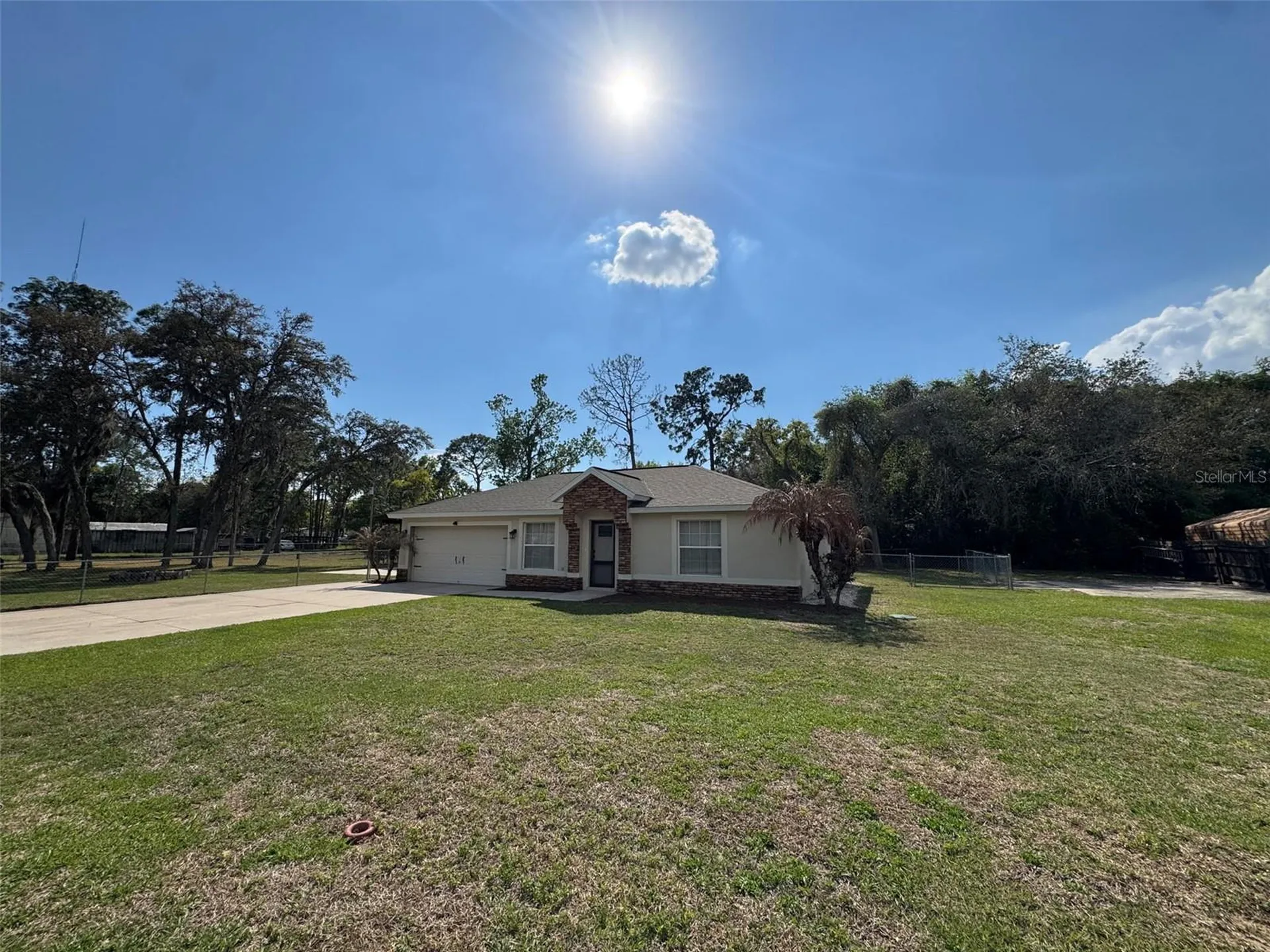40751 W 4th Avenue Umatilla FL 32784