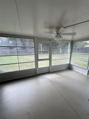 40751 W 4th Avenue Umatilla FL 32784