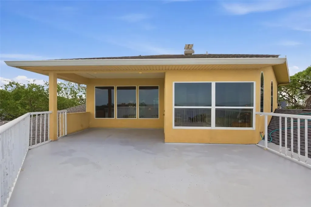 2017 Harbour Watch Circle Tarpon Springs FL 34689