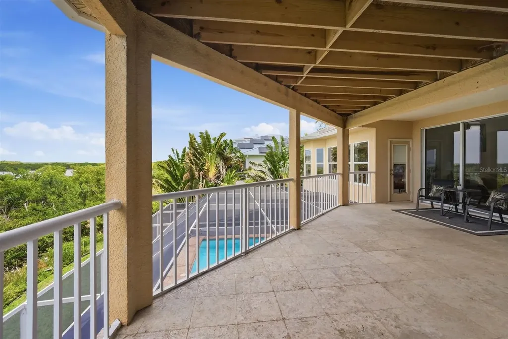 2017 Harbour Watch Circle Tarpon Springs FL 34689