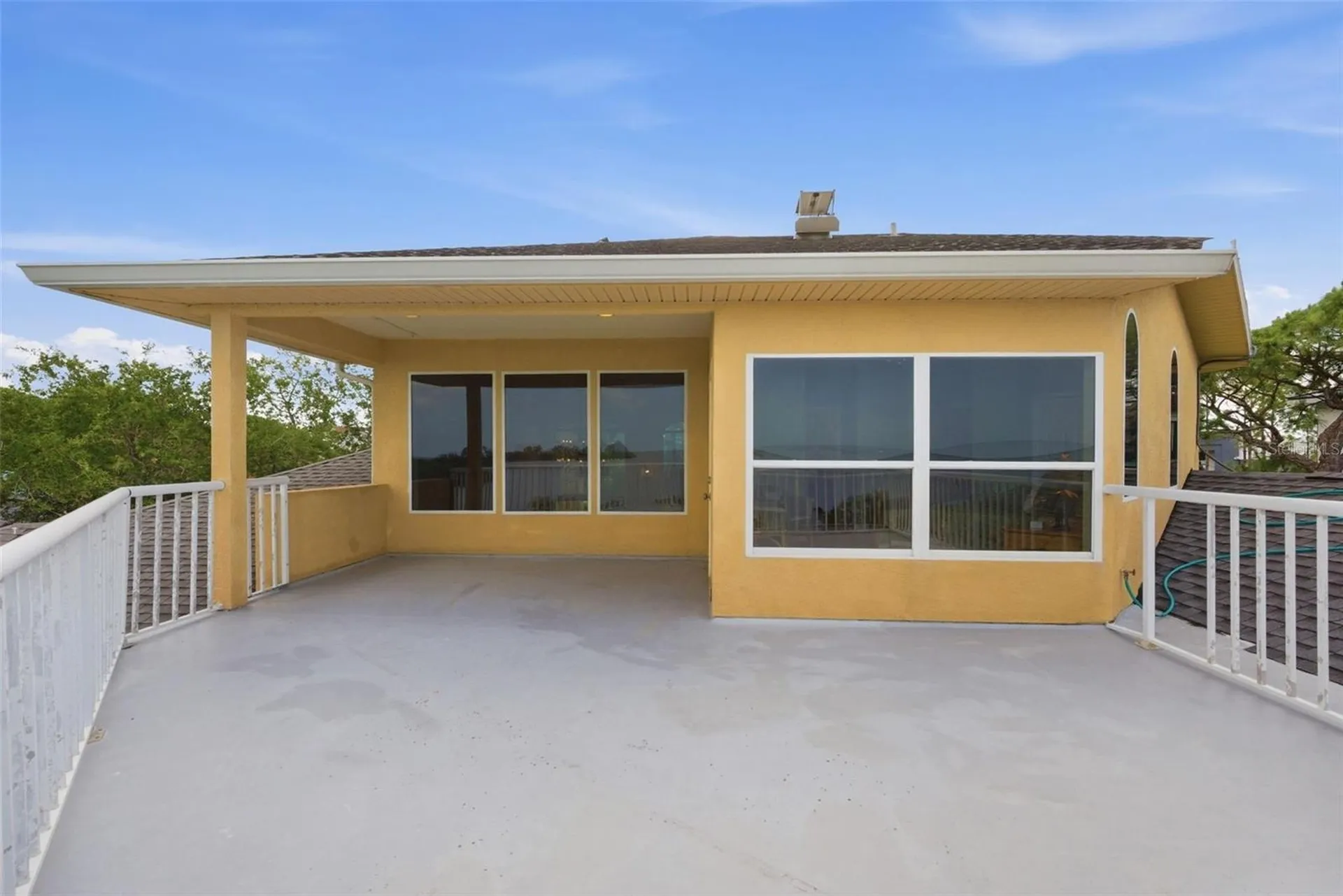 2017 Harbour Watch Circle Tarpon Springs FL 34689