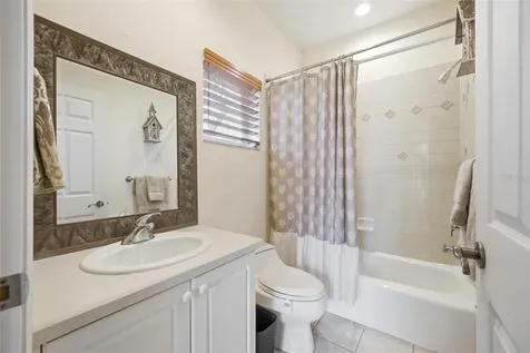 2017 Harbour Watch Circle Tarpon Springs FL 34689
