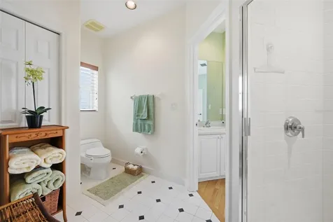 2017 Harbour Watch Circle Tarpon Springs FL 34689