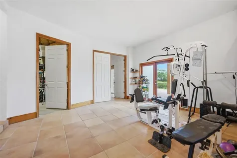 2017 Harbour Watch Circle Tarpon Springs FL 34689