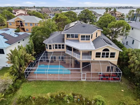 2017 Harbour Watch Circle Tarpon Springs FL 34689