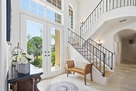 2017 Harbour Watch Circle Tarpon Springs FL 34689