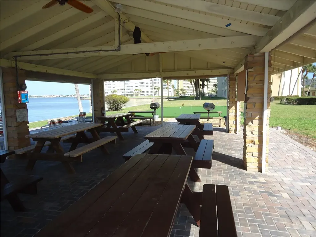 4550 Cove Circle Madeira Beach FL 33708