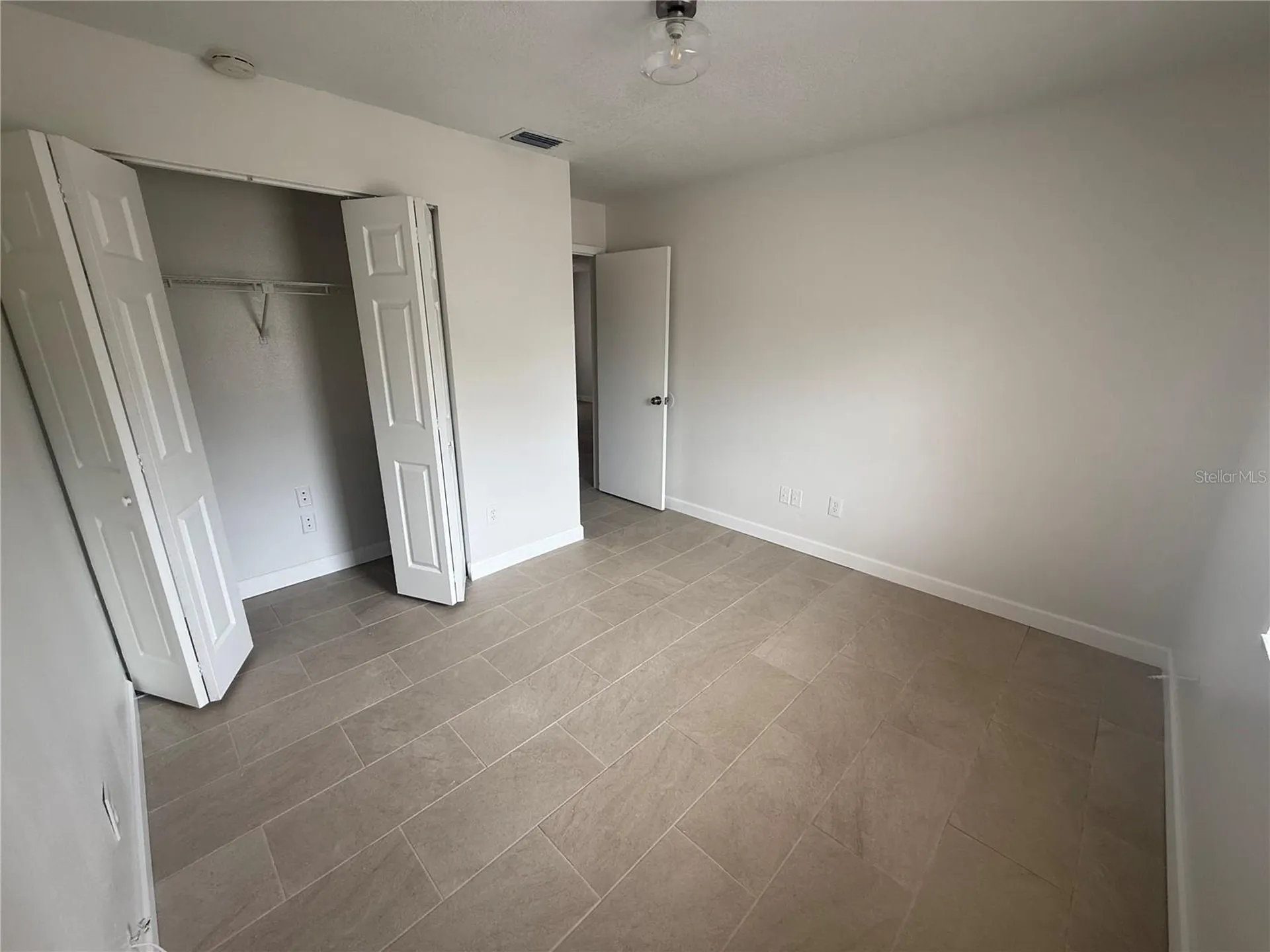 7517 Lakeshore Drive Tampa FL 33604