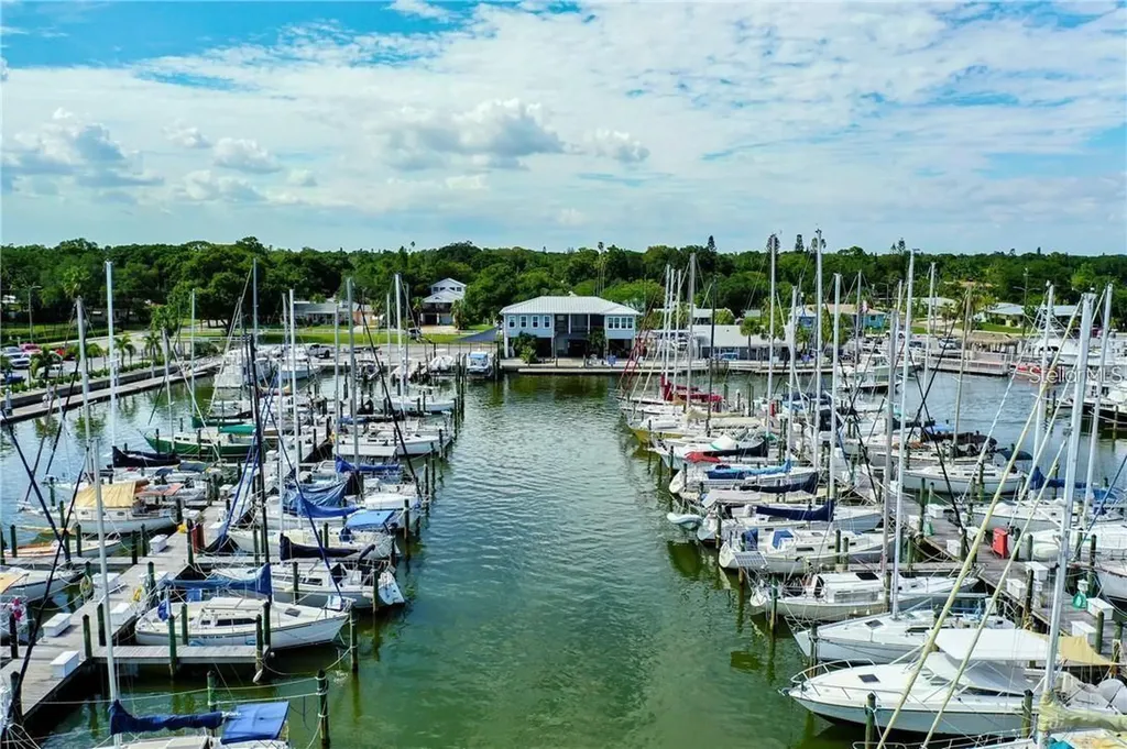 2907 Clinton Street S Gulfport FL 33707